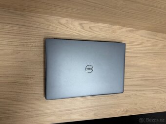 Dell Vostro 7590 Grey i7 9750H, 16GB, 15.6", GeForce GTX - 2