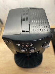 Kávovar Delonghi Magnifica - 2