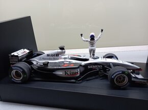 F1 MCLAREN MERCEDES MP4/17D 1.WIN RAIKKONEN MINICHAMPS 1:18 - 2