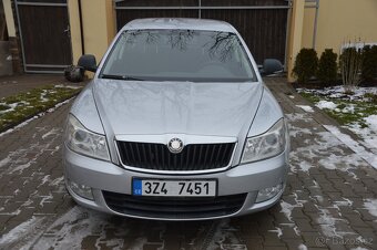 Škoda Octavia II krátká 1.6MPI 75kW 174tkm 10/09 klima - 2