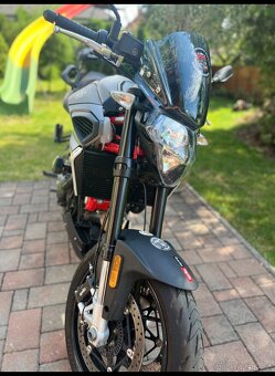 Aprilia Shiver 900 - 2