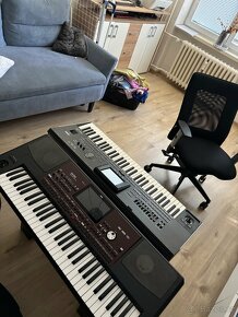 Korg pa 700 - 2