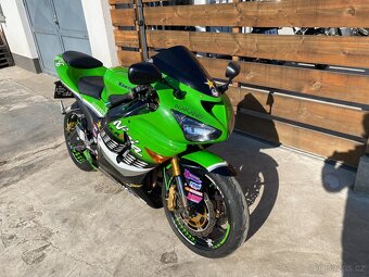 Kawasaki ZX-6R Ninja - 2