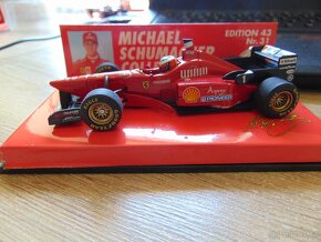 Ferrari 1:43 a - 2