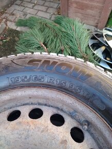 Pneu Superb 1 195/65 R15 - 2