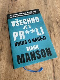 Mark Manson - knihy o prdeli /cena za obě knihy/ - 2