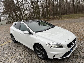 Volvo V40 R-Design D3 2.0 110kw - 2