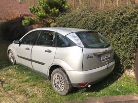 Ford Focus 1.6 74 kW - 2