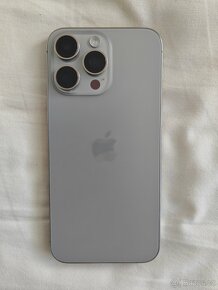 iPhone 15 Pro Max 256GB Přírodní titan - 2