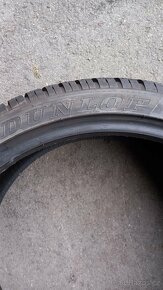 Pneu 2x275/35R21 - 2