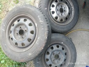 Letní pneu 165/70R13  (Felicia) - 2