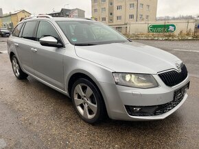 Škoda Octavia 2.0TDI 110kW DSG Combi klimatronic - 2