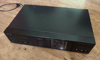 Audio video selector SONY AVH-555 ES,čti popis - 2