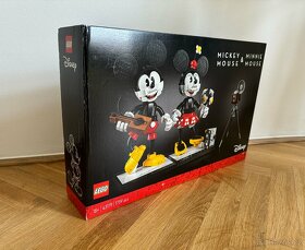 LEGO Disney 43179 Myšák Mickey a Myška Minnie - 2