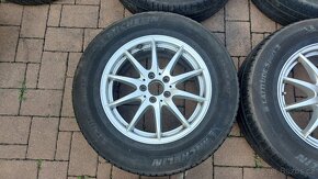 ALU letní 17", orig MERCEDES, rozteč 5x112mm, pneu 235/65/17 - 2