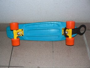 DĚTSKÝ PLASTOVÝ PENNYBOARD - 2