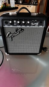 Fender Frontman 10G Kytarové kombo+drat sluchátka Marshall - 2