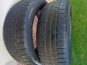 Zimní pneu zn. PIRELLI  205/55/R17  2 ks.. - 2