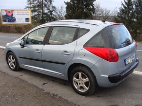 Peugeot 207, 1.4i, klimatizace, serviska - 2