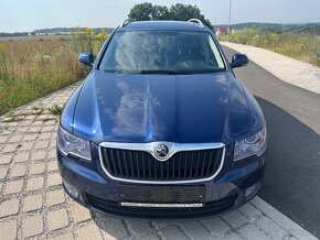 Škoda Superb II 2.0 TDI, Combi, navi, alu, tažné - 2