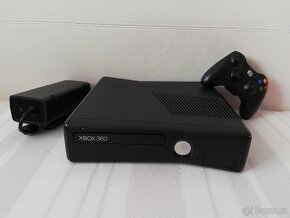 XBOX 360 Slim, 250GB, RGH, spoustu her viz fotky - 2