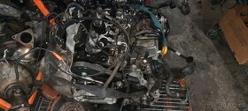 Motor 2.0 tdi CRL 110 kw dily z celeho motoru - 2