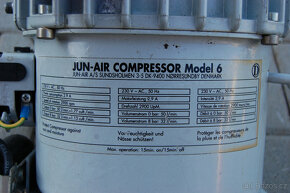 Kompresor JUN-AIR model 6 - 2