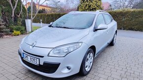 Renault Megane III kombi 1.6i 1.MAJITEL - 2