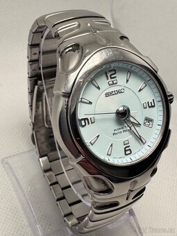 Seiko Kinetic 5J22 - 2