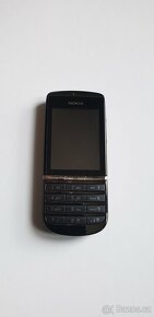 funkční mobil Nokia Asha 300 - 2