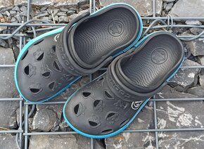 Crocs / gumovky/ nazouváky vel. 30/31 - 2