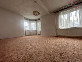 Exkluzivní prodej RD 4+1 ( 320 m2) U Větrného mlýna, Chomuto - 2