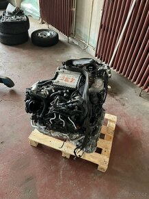 Motor VW Touareg 210 KW DPY  - 2