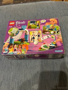 Lego Friends 41330 Stephanie na fotbalovem treninku - 2