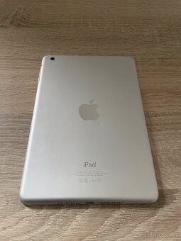 iPad mini 2 32GB Wi-Fi White, pouzdro – velmi dobrý stav - 2