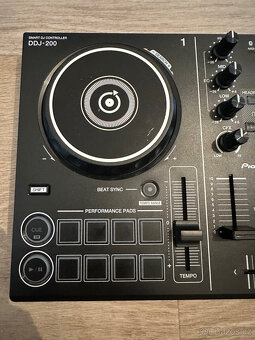 Pioneer DDJ-200 konzole (kontroler) - 2