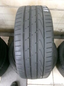 225/40 R18 HANKOOK (4,5-5mm) č.14536 - 2