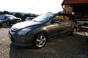 HYUNDAI I30 1,4 CW 2011 TRIKOLOR - 2