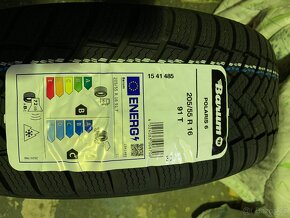 Úplně nové pneu 205/55 R16 - 2