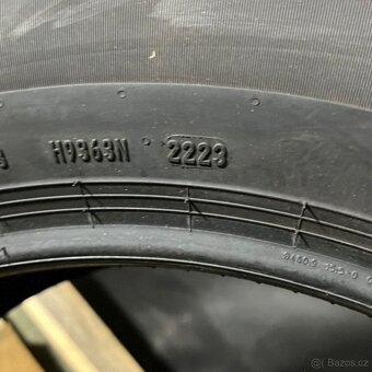 Zimní pneu 235/55 R18 104H Pirelli 7mm - 2