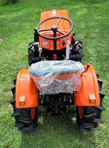 Kubota B6000. - 2