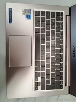 ASUS ZenBook UX303LA - 2