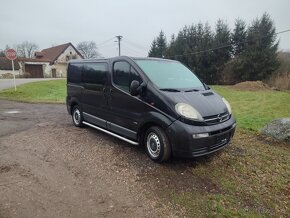 Opel Vivaro 1.9 DCi tažné rám z.pneu - 2