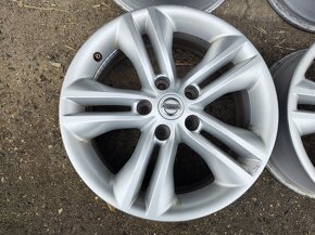 17"alu sada disků 5x114 origo Nissan Qashqai Juke Primera - 2