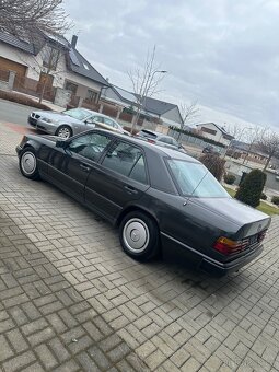 Mercedes-Benz w124 230 manual - 2