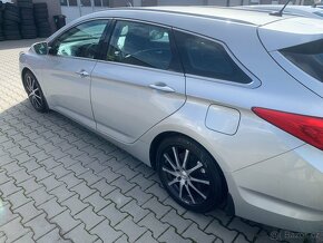 HYUNDAI i40 CW 1.7 CRDi 100kW - 2