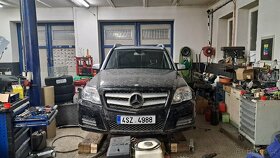 Náhradní  díly  Mercedes GLK 220 cdi - 2