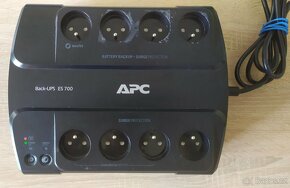 APC Back-UPS ES 700VA - 2