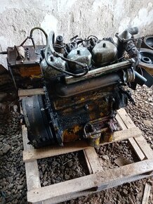 Zetor 3011 motor - 2