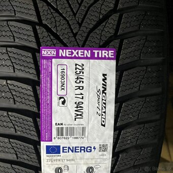 Zimní pneu 215/55 R17 94T Viattl 8mm - 2